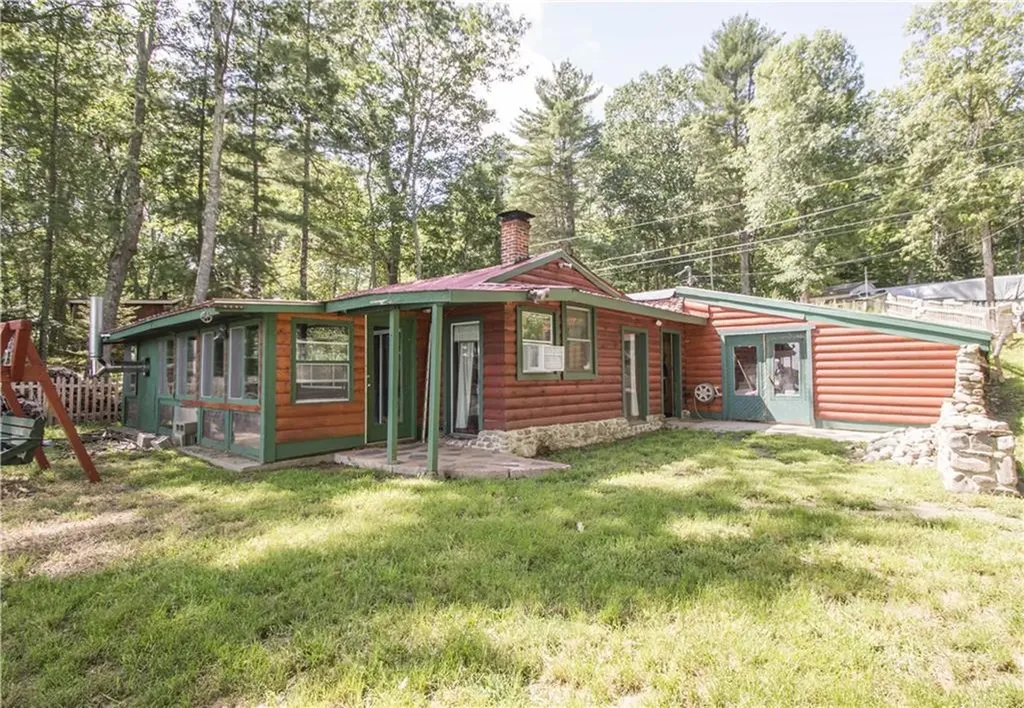 40 South Vigue Shore Road Albion ME 04910