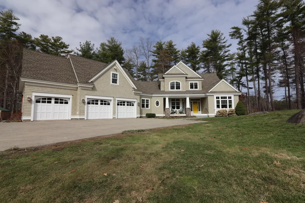 14 Eventide Cove Road Eliot ME 03903