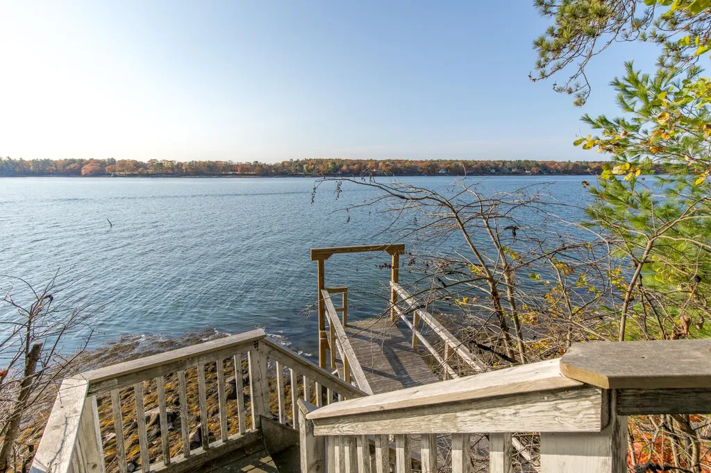 12 Steamboat Landing West Bath ME 04530