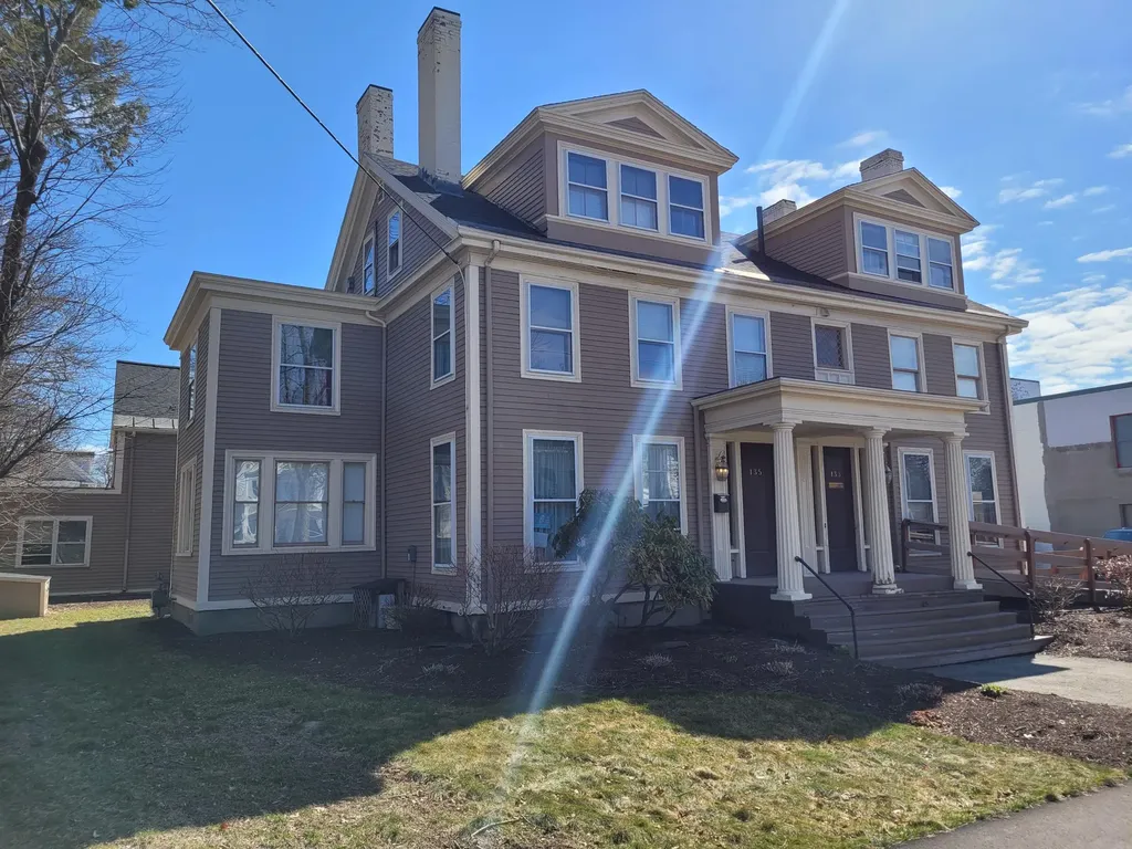 133-135 Broadway Bangor ME 04401