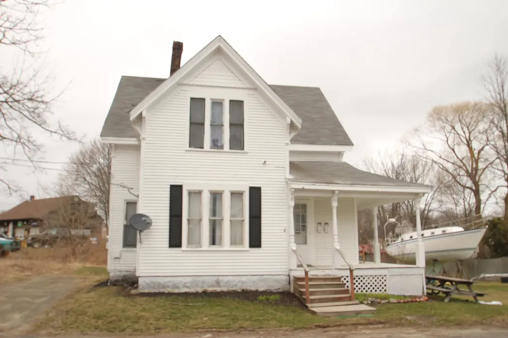 25 Maverick Street Rockland ME 04841