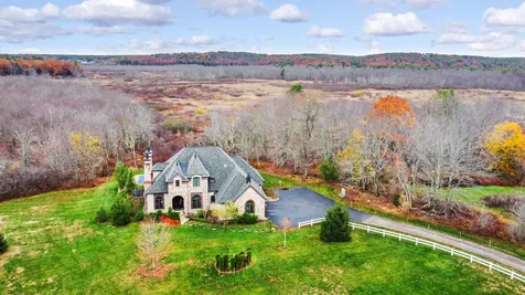 1 Rackliffe Ridge Topsham ME 04086