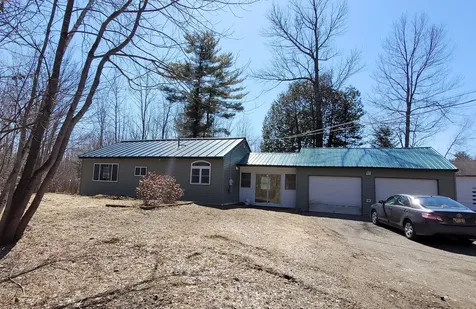1649 Pond Road Sidney ME 04330