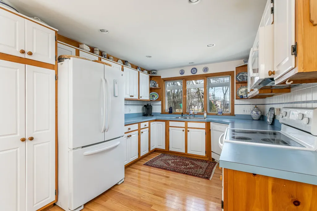 23 Forest Street Scarborough ME 04074