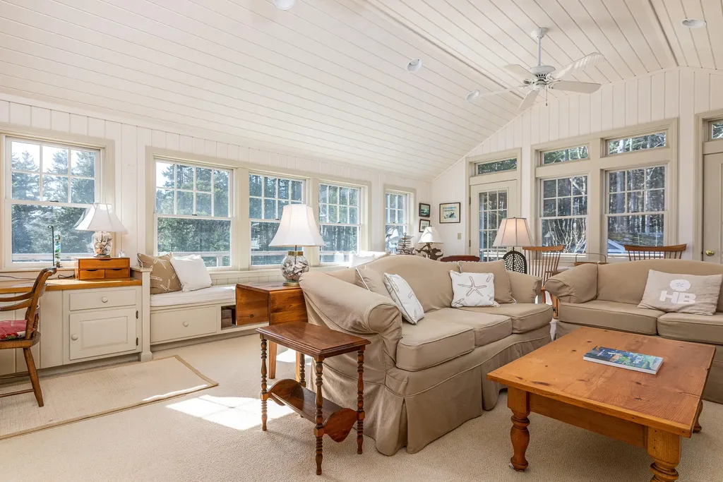 23 Forest Street Scarborough ME 04074