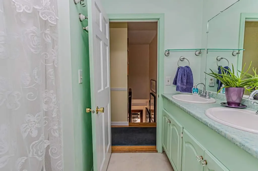 133 Highland Avenue Farmington ME 04938