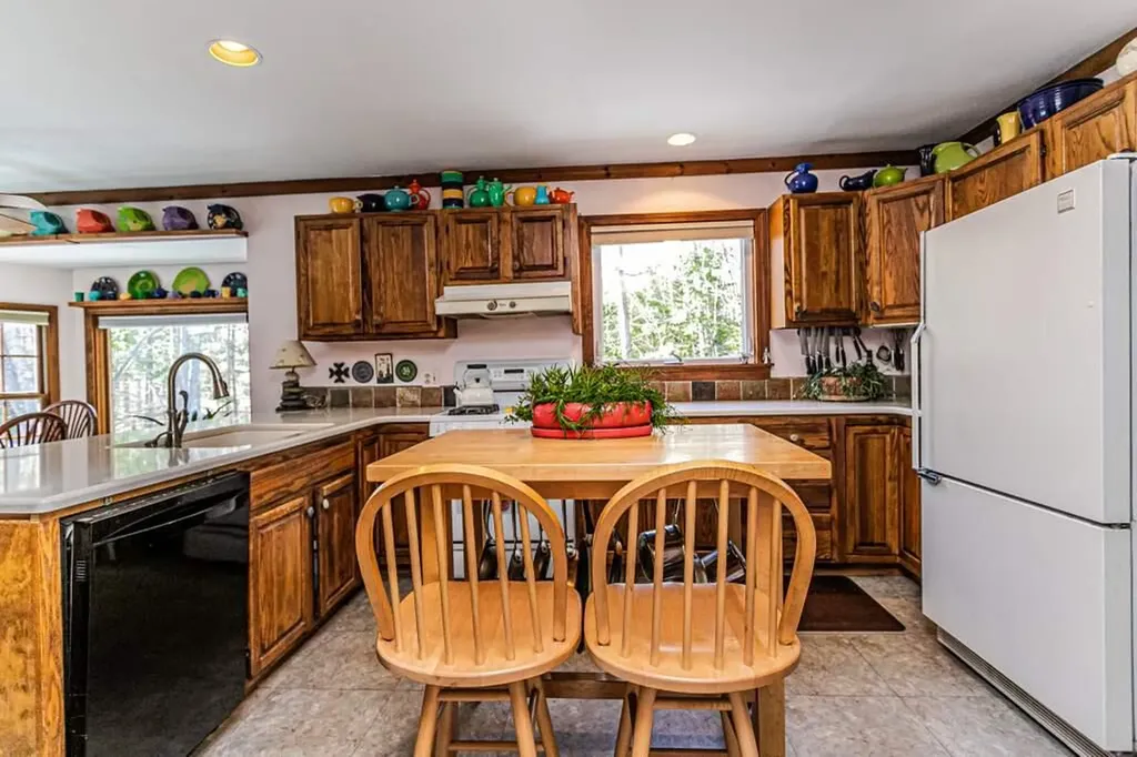 133 Highland Avenue Farmington ME 04938