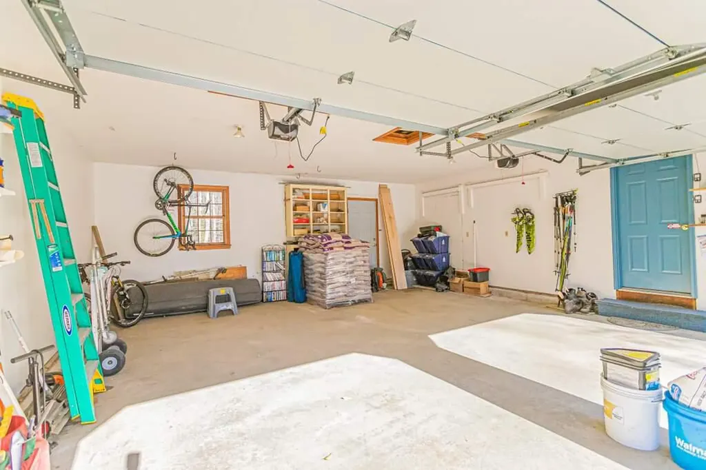 133 Highland Avenue Farmington ME 04938