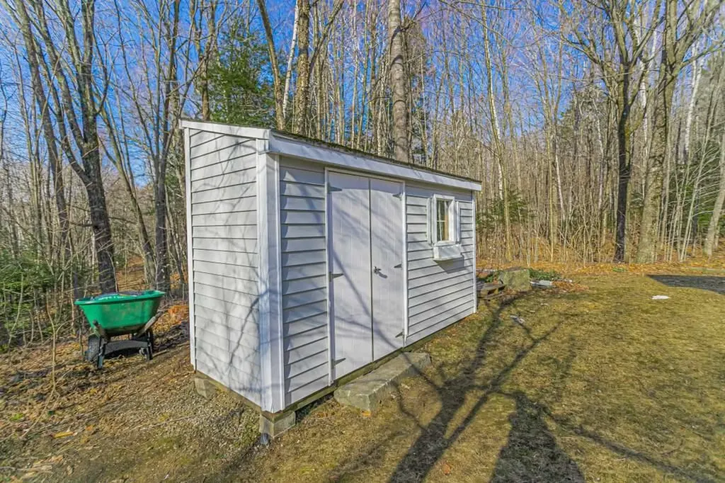 133 Highland Avenue Farmington ME 04938