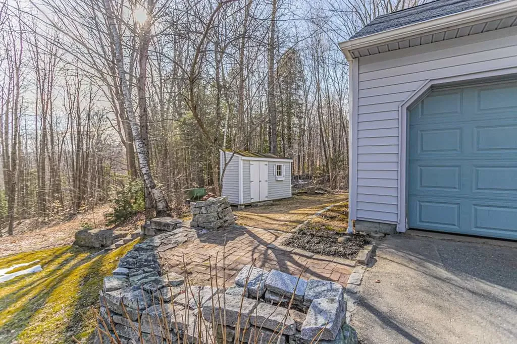 133 Highland Avenue Farmington ME 04938