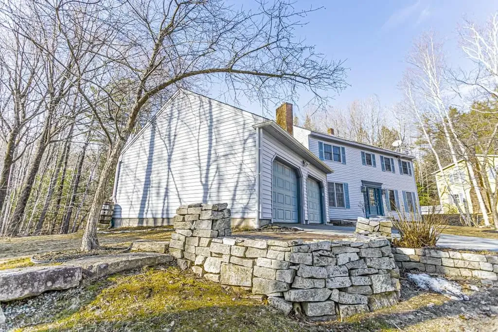 133 Highland Avenue Farmington ME 04938