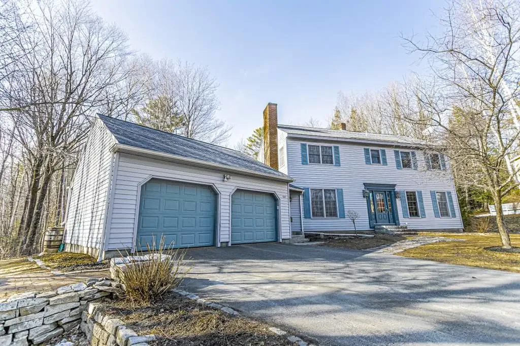 133 Highland Avenue Farmington ME 04938
