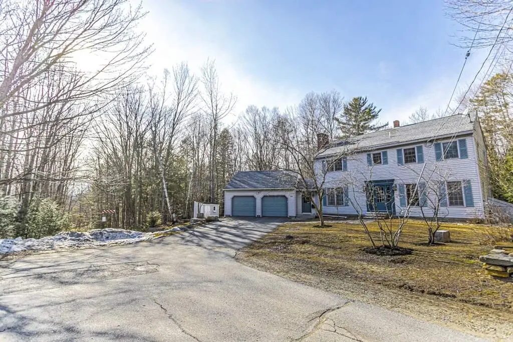 133 Highland Avenue Farmington ME 04938