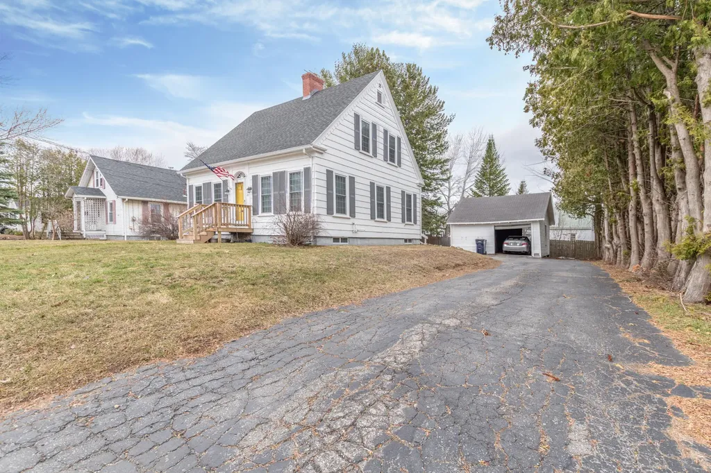 121 14th Street Bangor ME 04401