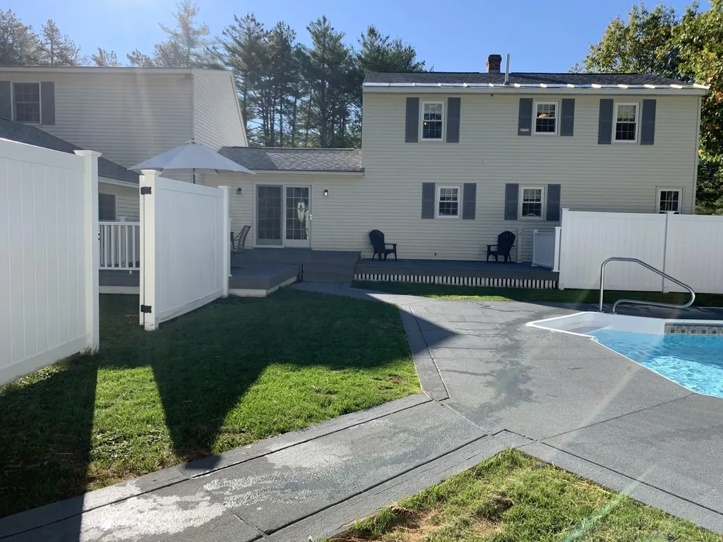 25 Thomas Avenue Berwick ME 03901