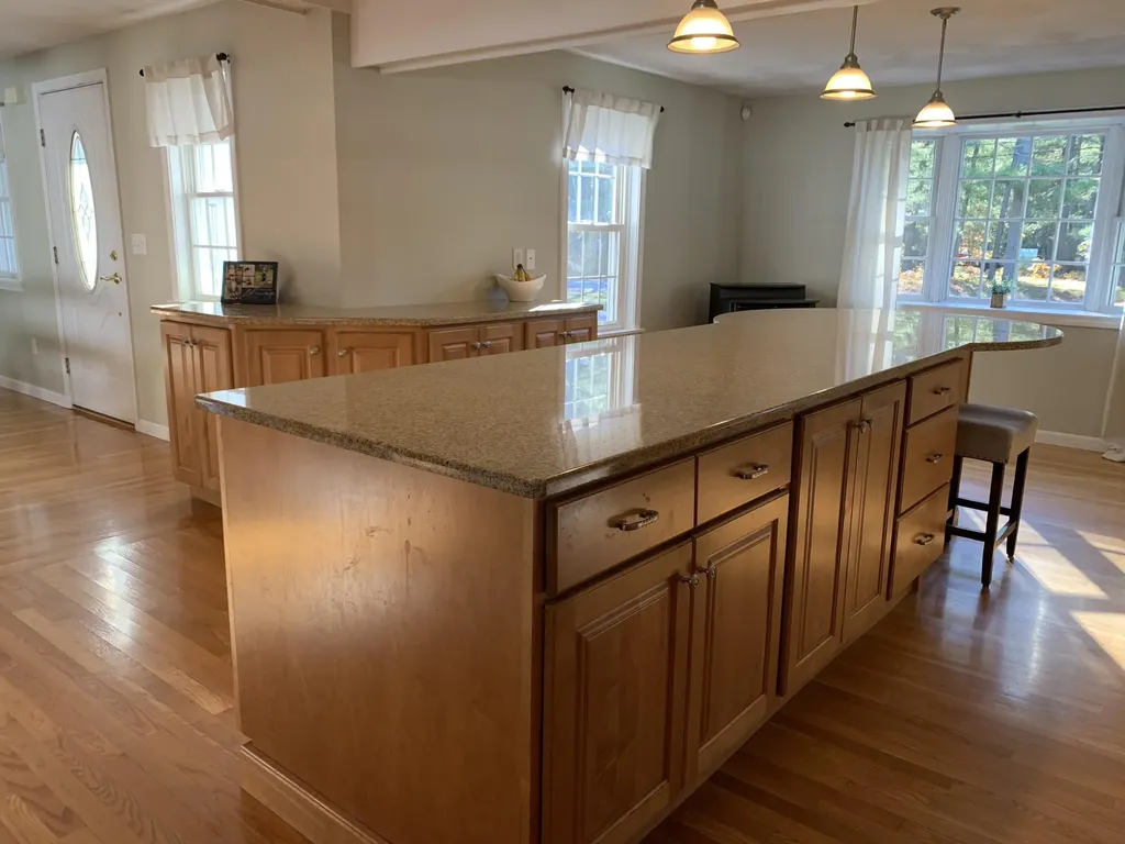25 Thomas Avenue Berwick ME 03901