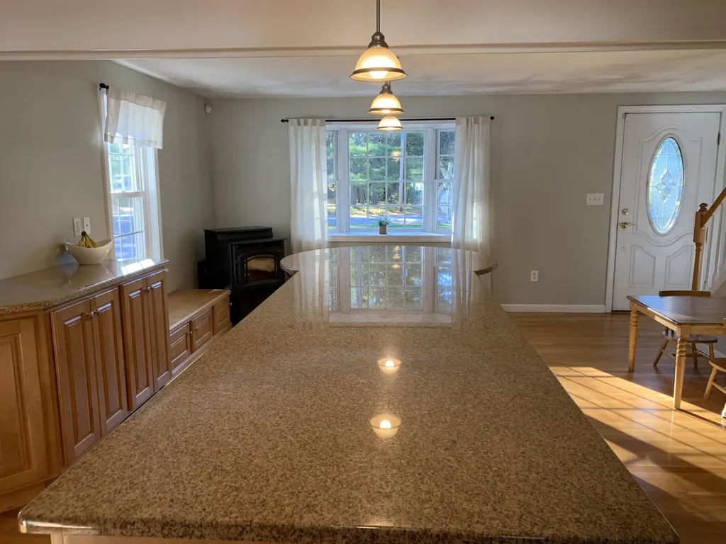 25 Thomas Avenue Berwick ME 03901