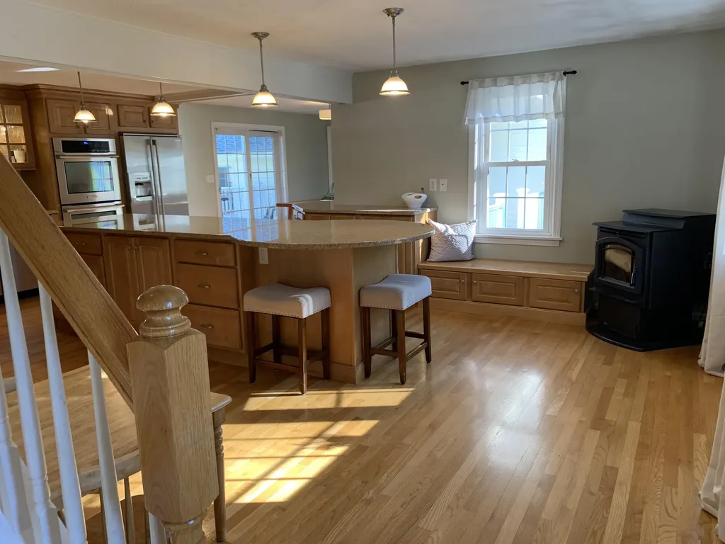 25 Thomas Avenue Berwick ME 03901