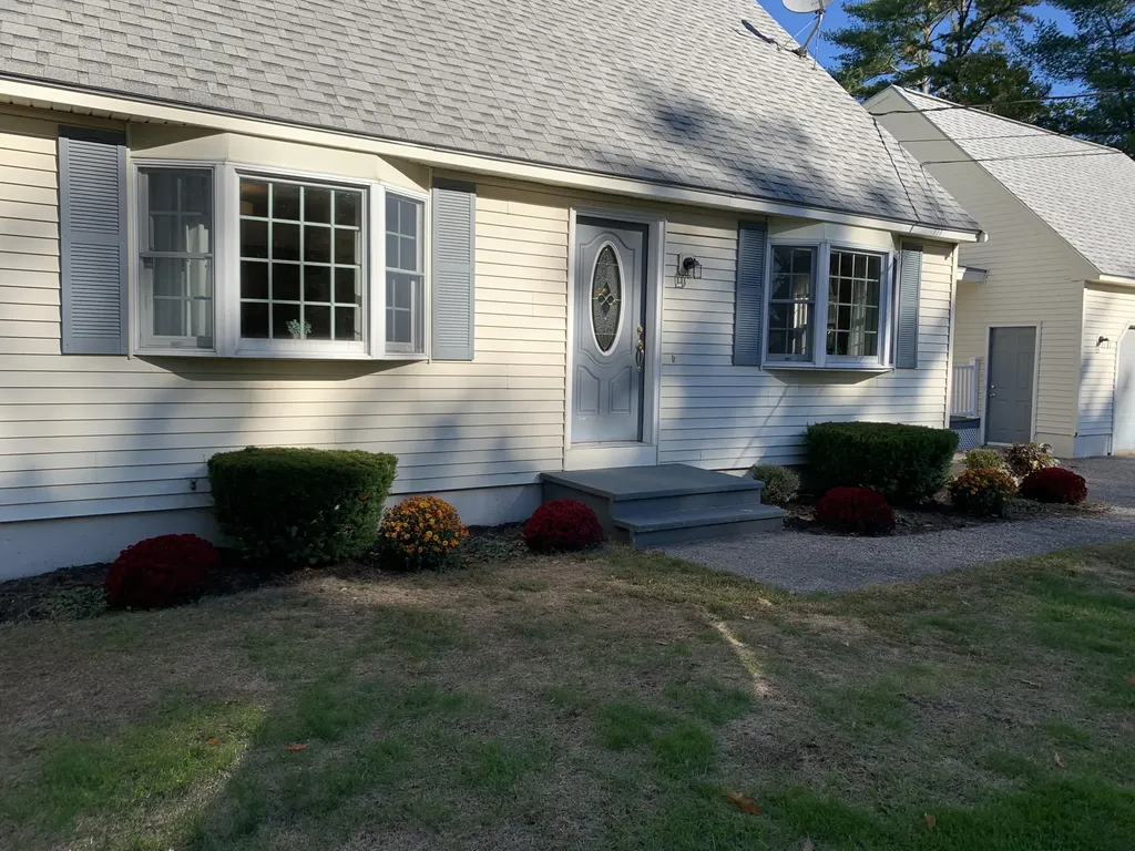 25 Thomas Avenue Berwick ME 03901