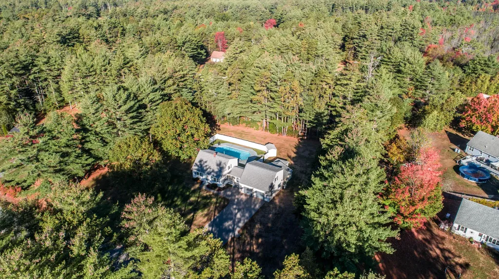 25 Thomas Avenue Berwick ME 03901