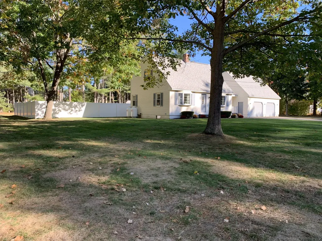 25 Thomas Avenue Berwick ME 03901