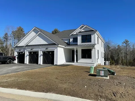 28 Dylan Drive Scarborough ME 04074