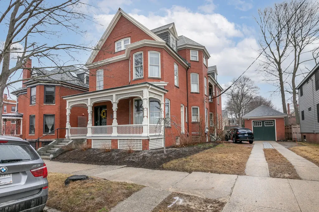 187 Vaughan Street Portland ME 04102