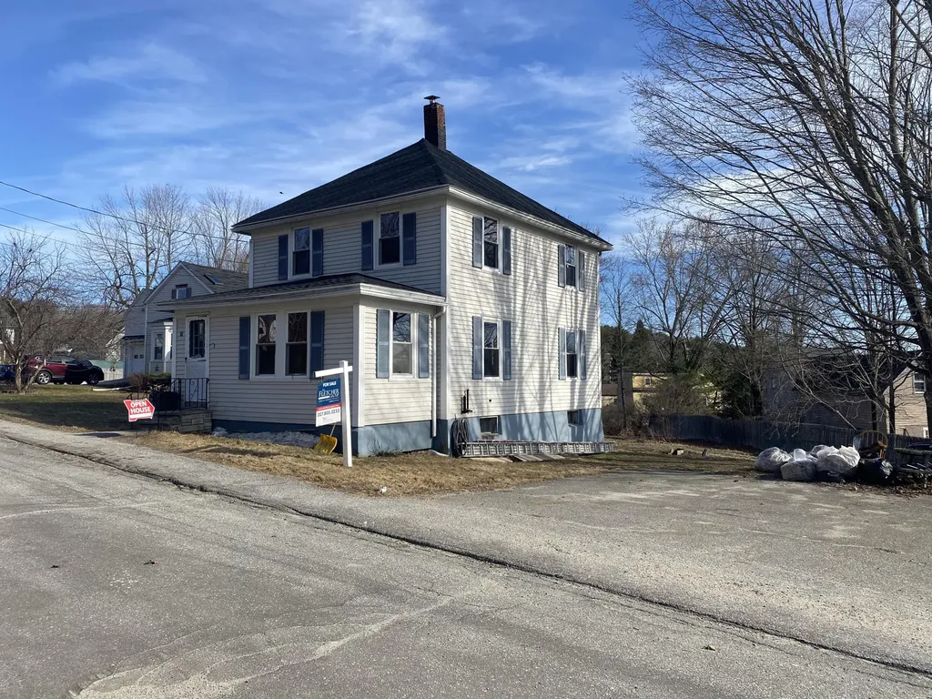 26 Hemlock Street Sabattus ME 04280