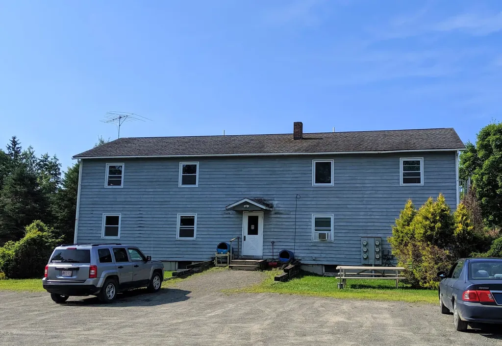 5 Hitching Post Lane Abbot ME 04406