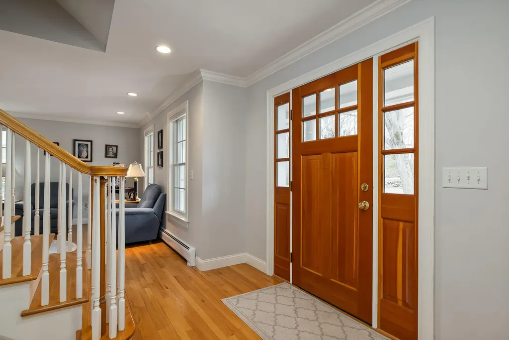 81 Ridge Road York ME 03909