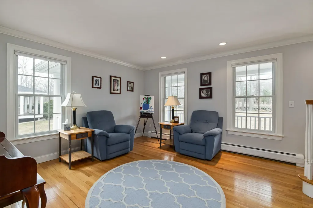 81 Ridge Road York ME 03909