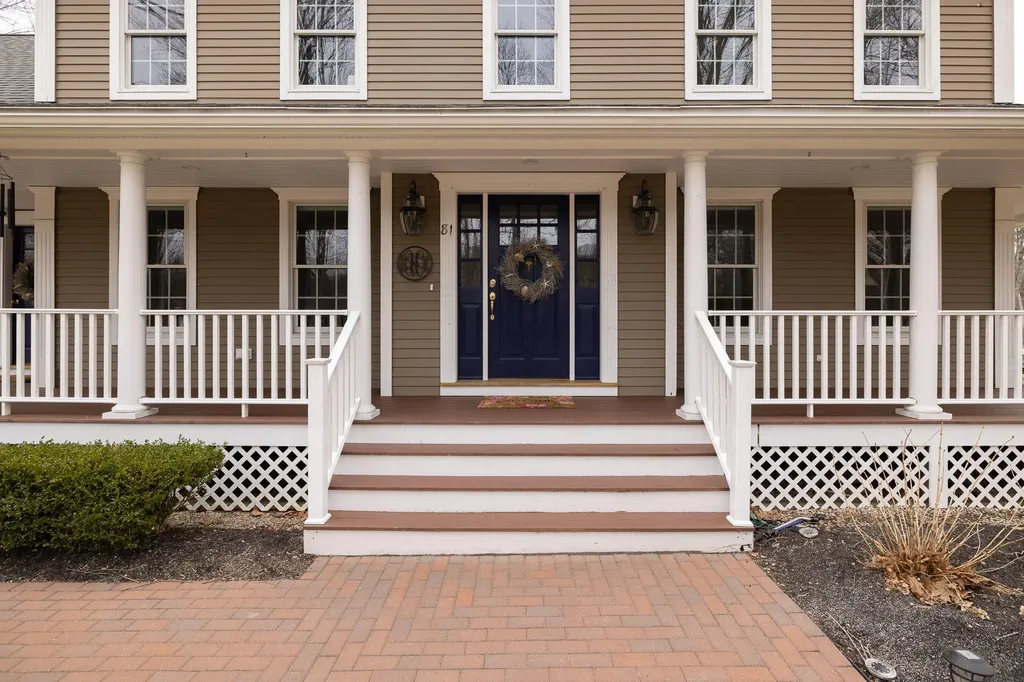 81 Ridge Road York ME 03909