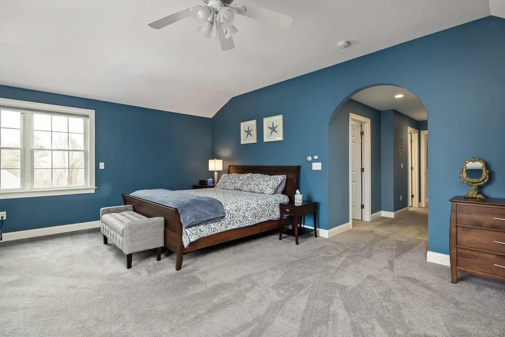 81 Ridge Road York ME 03909