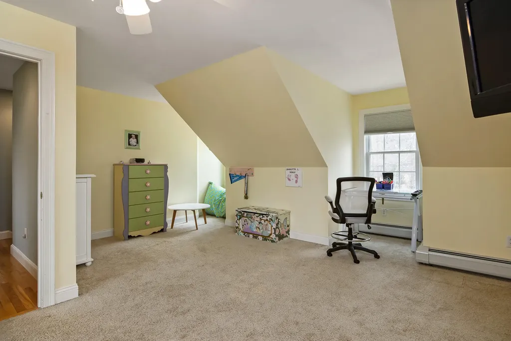 81 Ridge Road York ME 03909