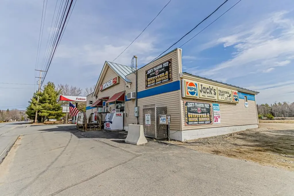 477 Fairbanks Road Farmington ME 04938