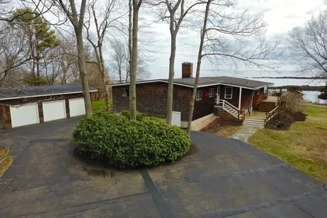 112 Goodwin Road Kittery ME 03905