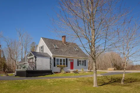 64 Erin Street Thomaston ME 04861