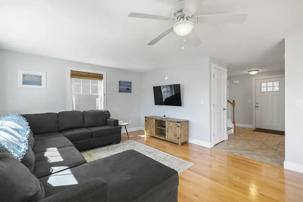 8 Bridle Way Saco ME 04072
