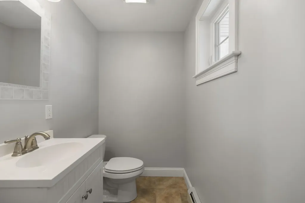 8 Bridle Way Saco ME 04072