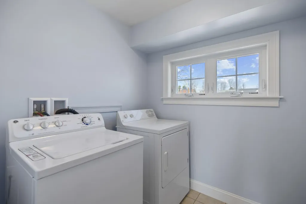 8 Bridle Way Saco ME 04072
