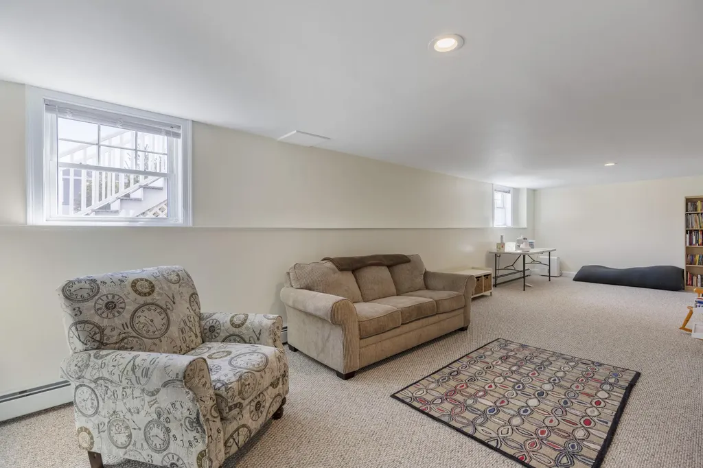 8 Bridle Way Saco ME 04072