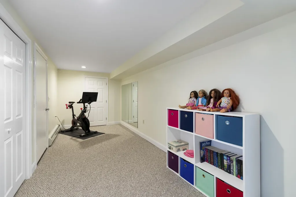8 Bridle Way Saco ME 04072
