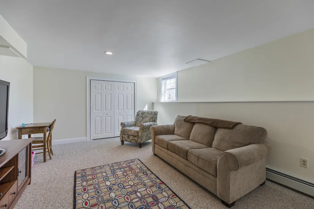 8 Bridle Way Saco ME 04072