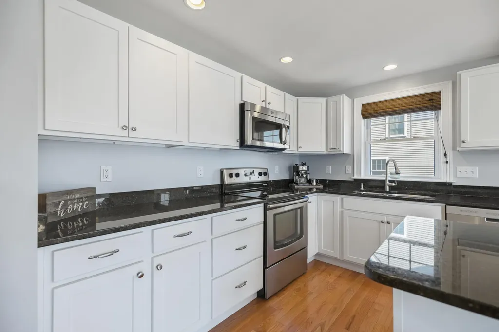 8 Bridle Way Saco ME 04072