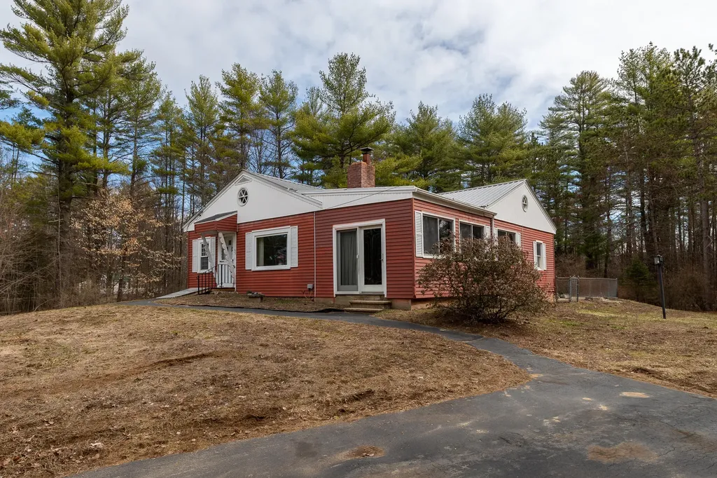 65 W Lebanon Road Lebanon ME 04027