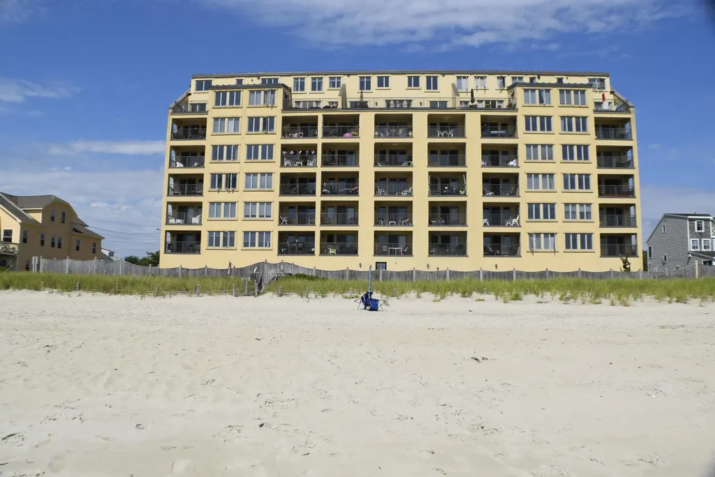 191 E Grand Avenue E Old Orchard Beach ME 04064