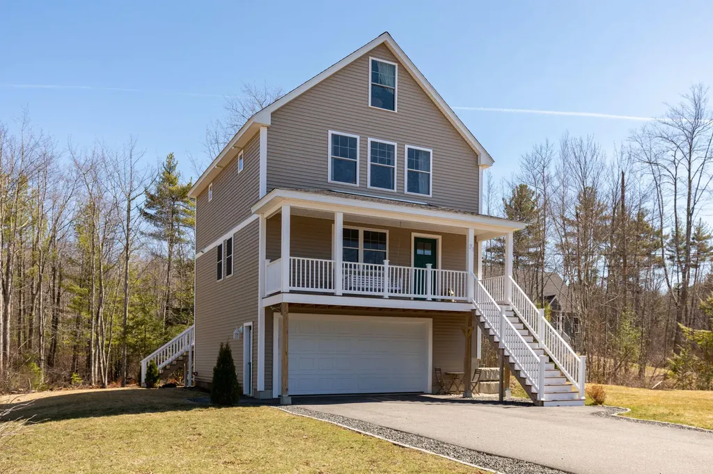 71 Greenbriar Drive Eliot ME 03903