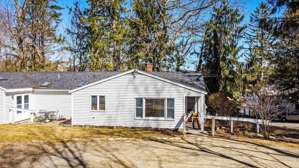 30 Sea Street Rockport ME 04856