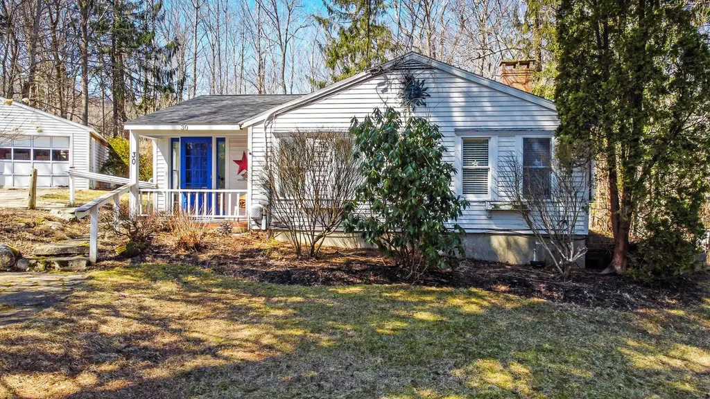 30 Sea Street Rockport ME 04856