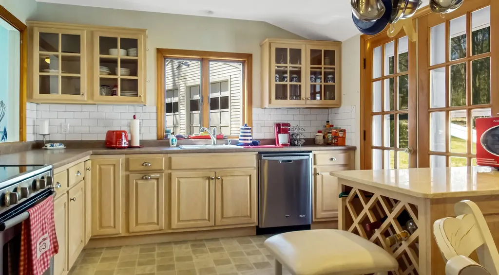 30 Sea Street Rockport ME 04856